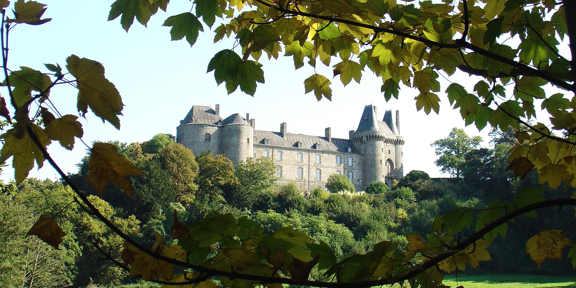 Nous vous proposons des visites guidées au château de Montmuran