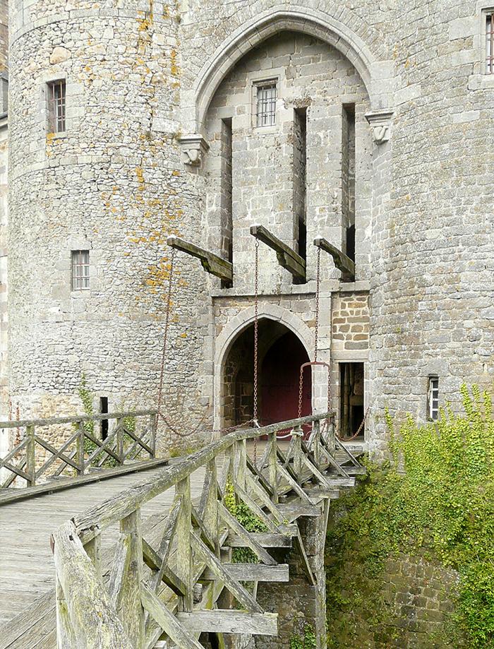  Découverte d’une culture médiévale en Bretagne à travers le château De Montmuran
