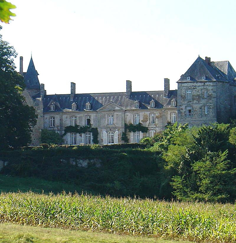 Découvre l'histoire du chateau de Montmuran en bretagne