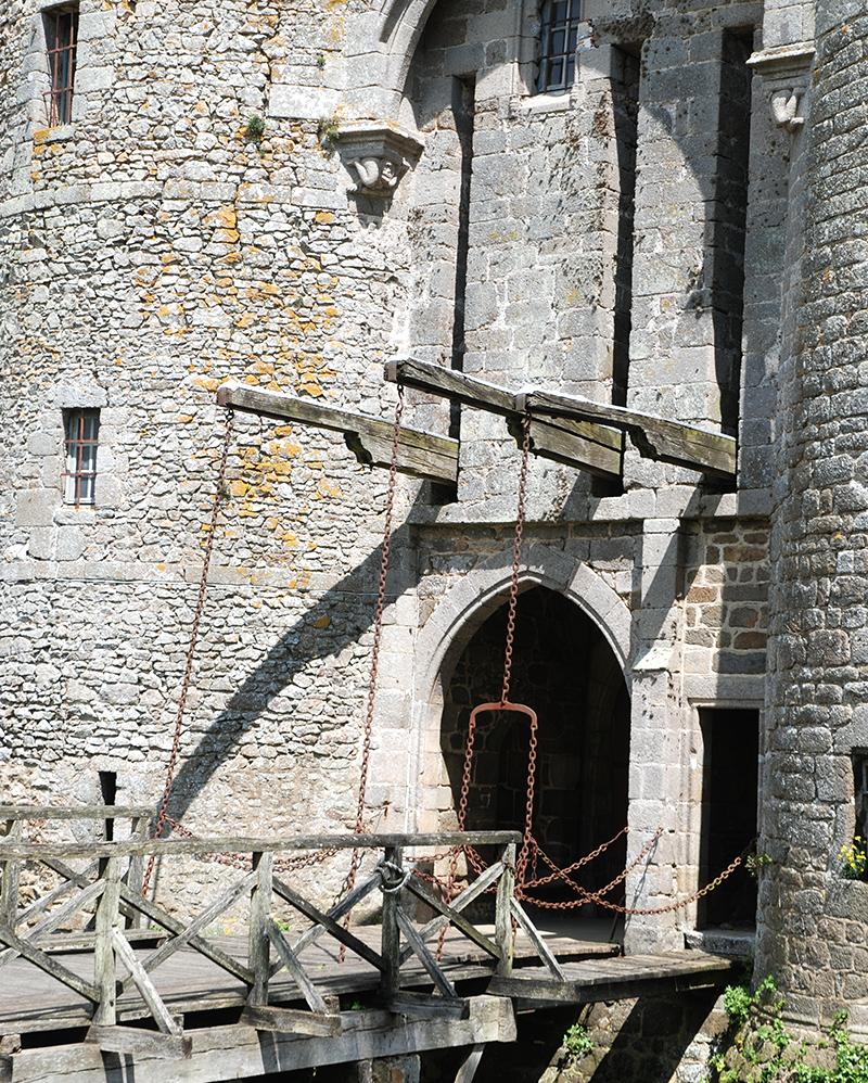   La visite guidée du château de montmuran situé en Bretagne