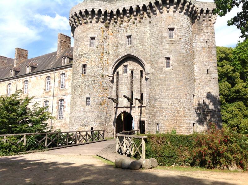 Entrée du Château de Montmuran en Bretagne
